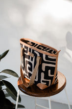 Load image into Gallery viewer, MINI BOXI BAG – LABYRITH PRINT