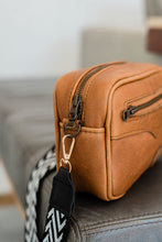 Load image into Gallery viewer, BLOCK CROSSBODY BAG