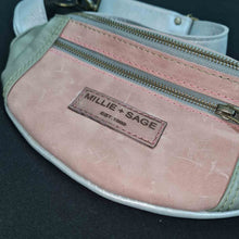 Load image into Gallery viewer, Missy Leather Moonbag