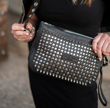 Load image into Gallery viewer, Black Muse Standard