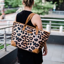 Load image into Gallery viewer, Leopard - Boxi Tote Handbag