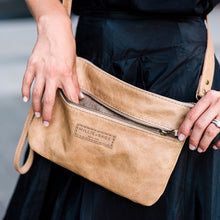 Load image into Gallery viewer, Emma Single - Leather Crossbody Handbag