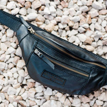 Load image into Gallery viewer, The Moonbag