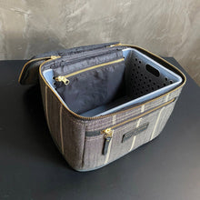 Load image into Gallery viewer, Necessity Vanity Case