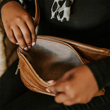 Load image into Gallery viewer, Emma - Leather Crossbody Handbag 

